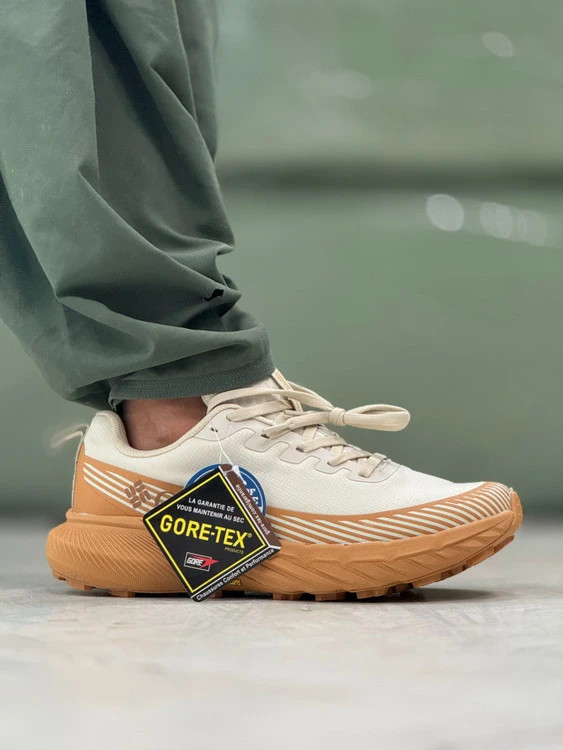کتونی طبیعت گردی کلمبیا ضدآب/سایز 40 الی 45/Columbia GORE-TEX/ فروش عمده و تک
