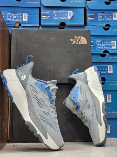 کتونی نورث فیس آلتامسا 500 مسترکوالیتی /سایز 40 الی 45/The North Face Altamesa 500/ فروش عمده و تک