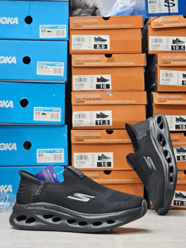 کتونی اسکیچرز بدون بند مسترکوالیتی /سایز 40 تا 45/Skechers Max Cushioning/فروش عمده و تک