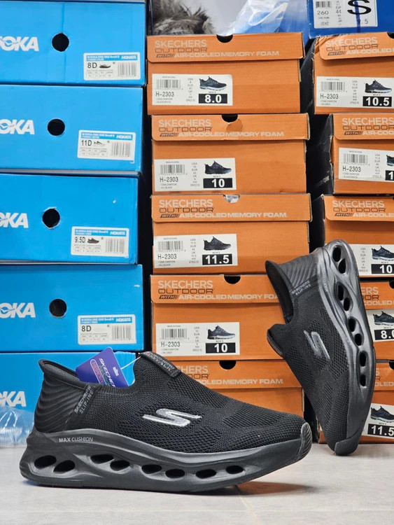 کتونی اسکیچرز بدون بند مسترکوالیتی /سایز 40 تا 45/Skechers Max Cushioning/فروش عمده و تک