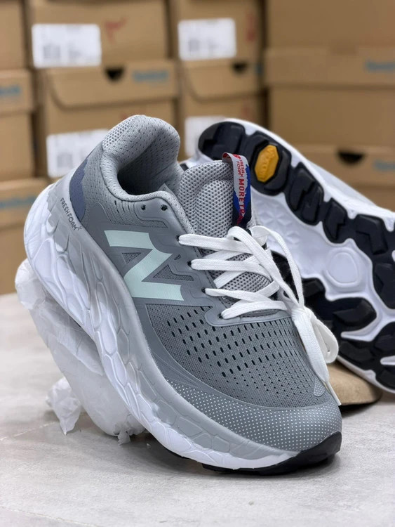 کتونی نیوبالانس فرش فوم مسترکوالیتی /New Balance Fresh Foam/سایز 40 الی 45