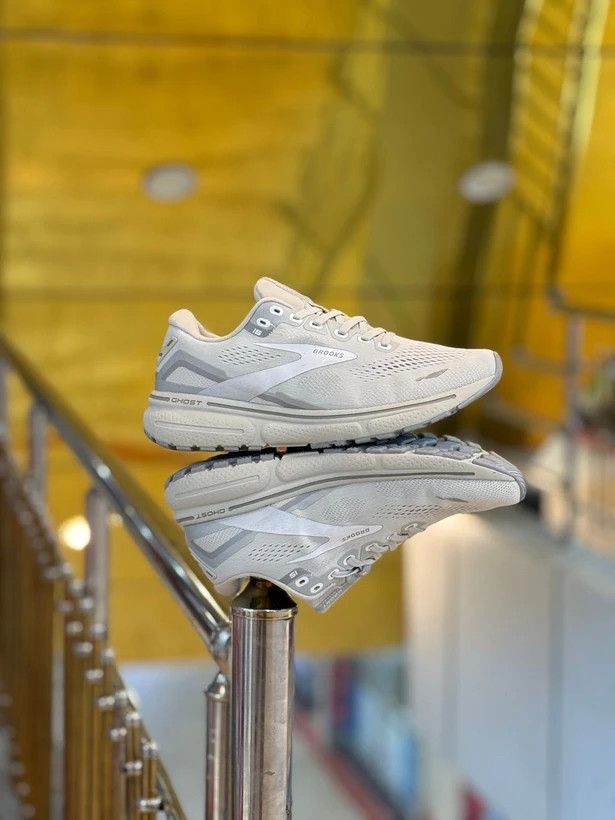 کتونی مسترکوالیتی بروکس گاست 15 مسترکوالیتی/Brooks Ghost 15/سایز 36 الی 45