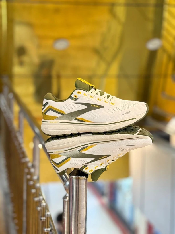 کتونی بروکس گاست 15 مسترکوالیتی/Brooks Ghost 15/سایز 36 الی 45