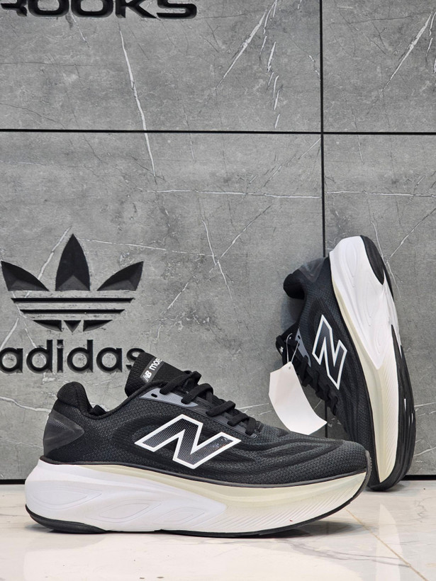 کتونی نیوبالانس فرش فوم مسترکوالیتی /New Balance Fresh Foam/سایز 40 الی 45/ فروش عمده و تک