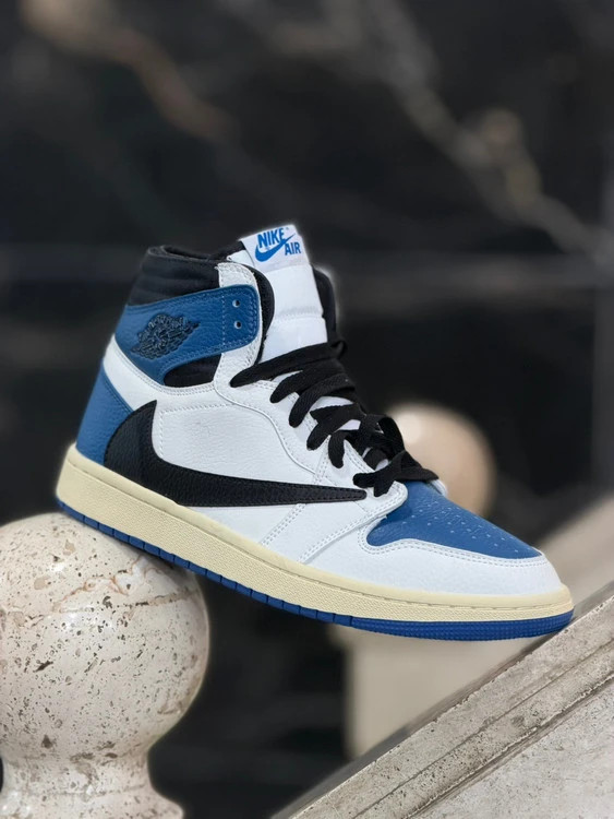 کتونی نایک ایر جردن 1 مسترکوالیتی/سایز 40 الی 45/Nike Air Jordan 1/ فروش عمده و تک