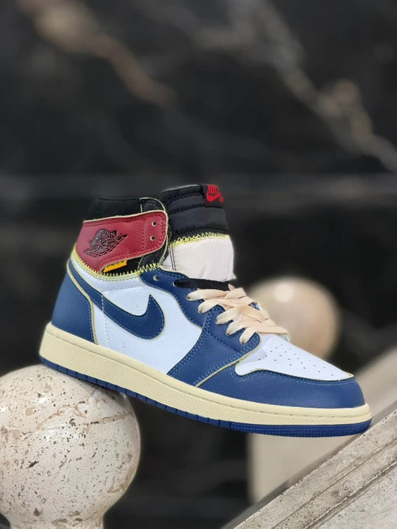 کتونی نایک ایر جردن 1 مسترکوالیتی/سایز 40 الی 45/Nike Air Jordan 1/ فروش عمده و تک