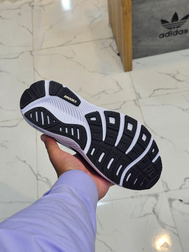 کتونی بروکس گاست 17 مسترکوالیتی /Brooks Ghost 17/سایز 40 الی 45/فروش عمده و تک