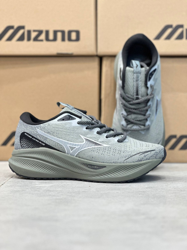 کتونی میزانو آسترو پلاس مسترکوالیتی /Mizuno Astro Plus/سایز ۴۰ الی ۴۵/فروش عمده و تک