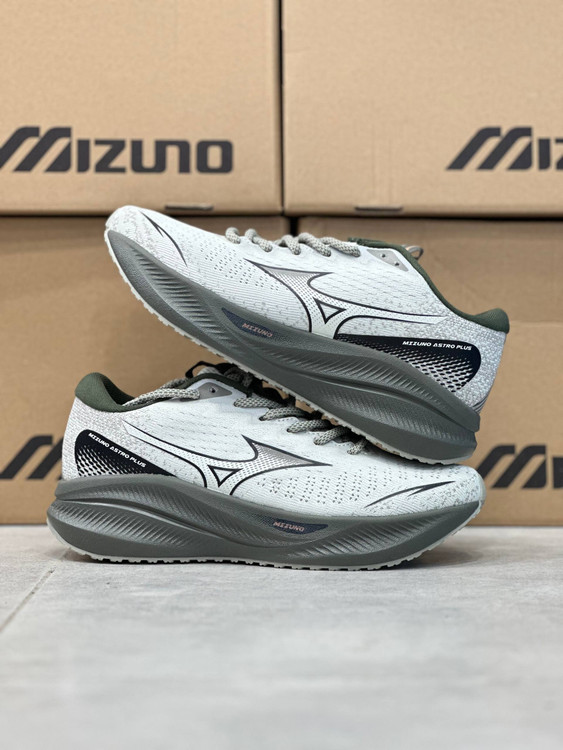 کتونی میزانو آسترو پلاس مسترکوالیتی /Mizuno Astro Plus/سایز ۴۰ الی ۴۵/فروش عمده و تک
