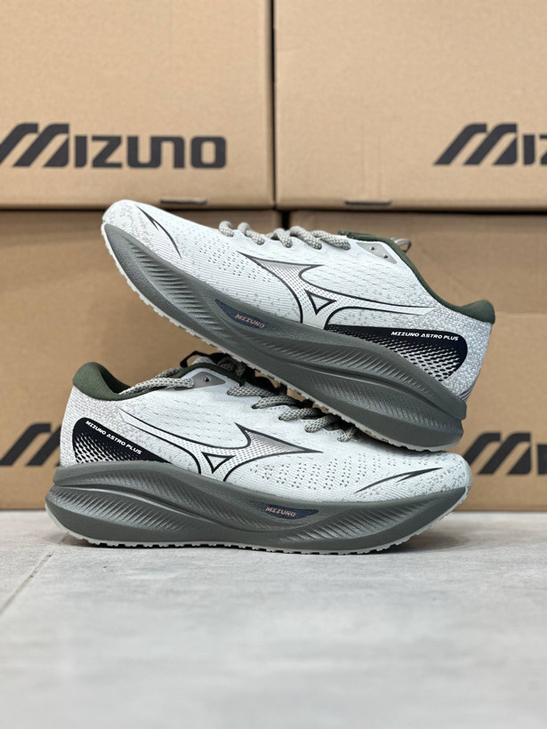 کتونی میزانو آسترو پلاس مسترکوالیتی /Mizuno Astro Plus/سایز ۴۰ الی ۴۵/فروش عمده و تک