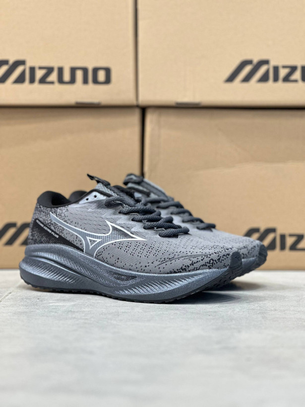 کتونی میزانو آسترو پلاس مسترکوالیتی /Mizuno Astro Plus/سایز ۴۰ الی ۴۵/فروش عمده و تک
