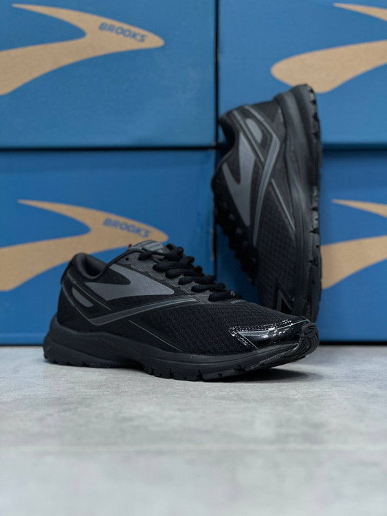 کتونی بروکس لانچ چهار مسترکوالیتی/Brooks Lunch 4/ سایز 40 الی 45