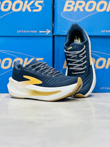 کتونی مسترکوالیتی بروکس گلیسرین مکس ۲ / سایز ۴۰ الی ۴۵ / Brooks Glycerin max 2 / مشکی زیره سفید و زرد