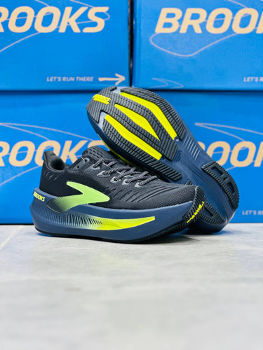 کتونی مسترکوالیتی بروکس گلیسرین مکس ۲ / سایز ۴۰ الی ۴۵ / Brooks Glycerin max 2 / مشکی زیره مشکی و زرد