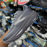 کتونی مسترکوالیتی بروکس گاست 17 /Brooks Ghost 17/سایز 39 الی 45/ فروش عمده و تک