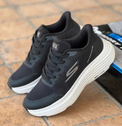 کتونی طبی پیاده روی اسکیچرز مسترکوالیتی /سایز 37 الی 40/Skechers Max Cushioning/ مشکی زیره سفید