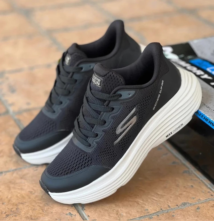 کتونی طبی پیاده روی اسکیچرز مسترکوالیتی /سایز 37 الی 40/Skechers Max Cushioning/ مشکی زیره سفید