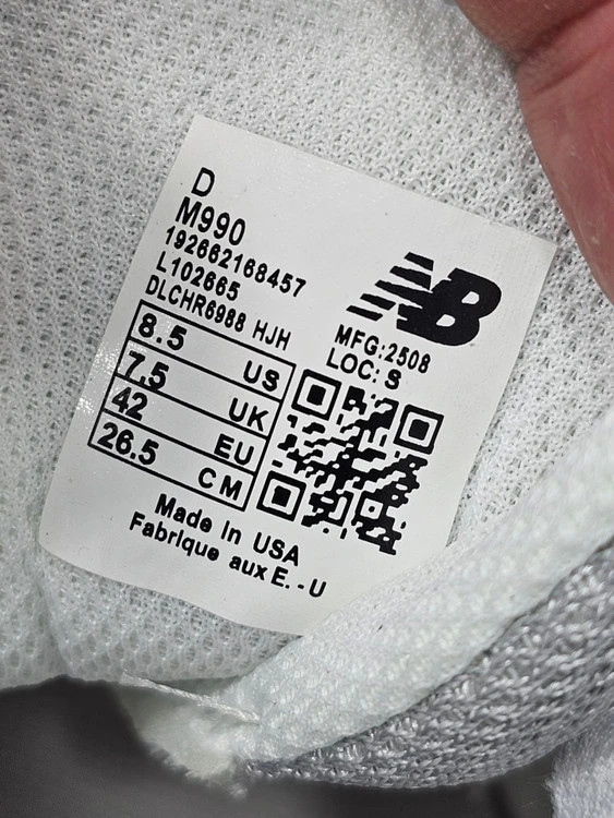 کتونی پیاده روی نیوبالانس ۹۹۰ مسترکوالیتی /سایز 40 الی ۴۵/New Balance 990
