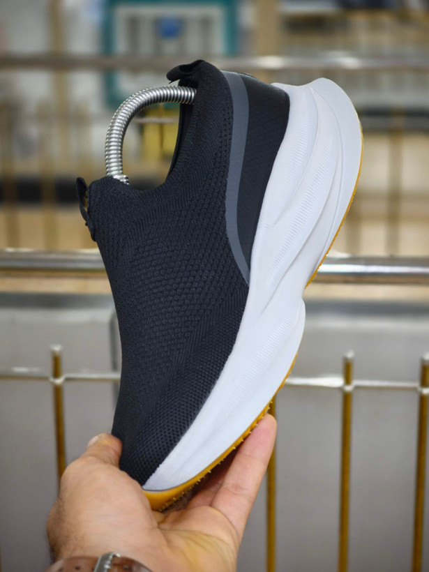کفشی طبی اسکیچرز اسلیپ مسترکوالیتی بدون بند /سایز 40 الی 45/Skechers Slip-ins Uomo/ مشکی