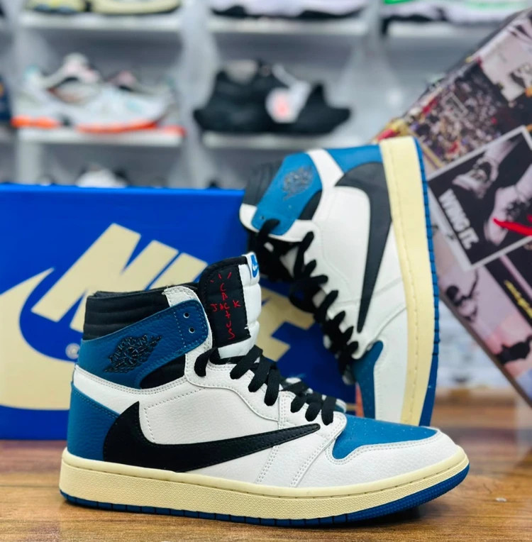 کتونی نایک ایر جردن ساق دار مسترکوالیتی وارداتی /سایز 40 الی 45/ Nike Air jordan