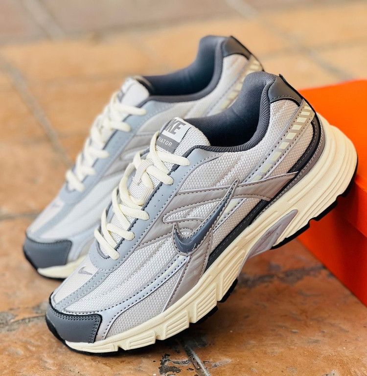کتونی نایک Initiator مسترکوالیتی /سایز 37 الی 45/ Nike Initiator/ سفید طوسی