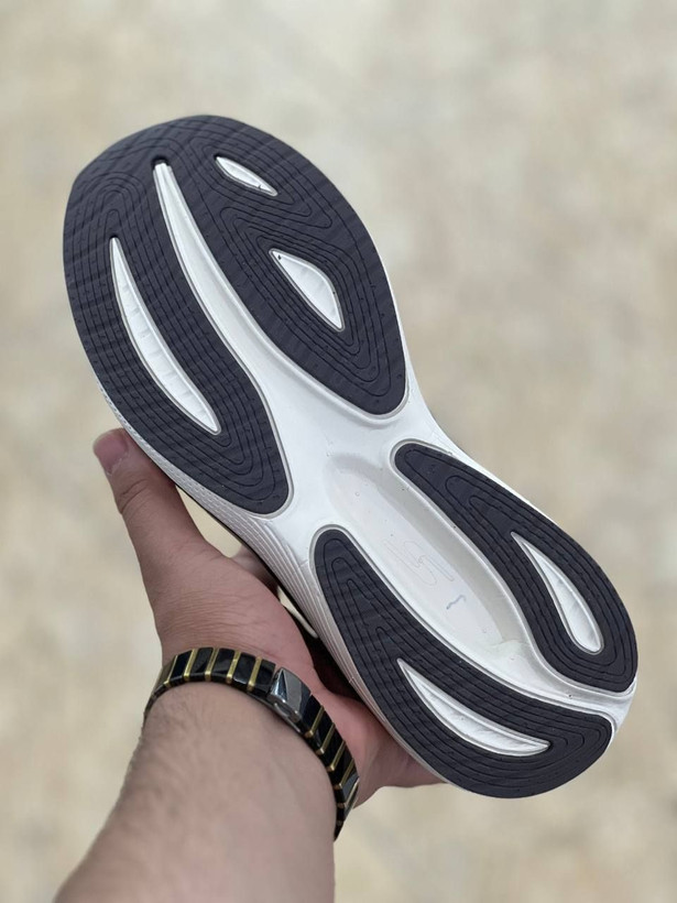 کتونی اسکیچرز SKX مسترکوالیتی /سایز 40 الی 45/Skechers SKX/ قهوه ای زیره سفید