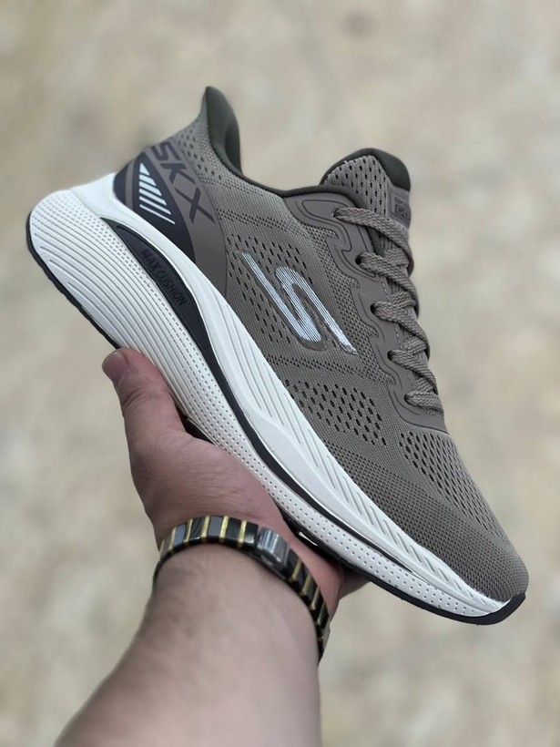 کتونی اسکیچرز SKX مسترکوالیتی /سایز 40 الی 45/Skechers SKX/ قهوه ای زیره سفید