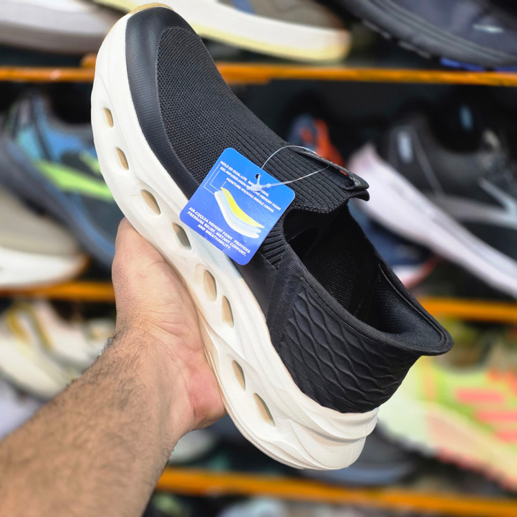 کفشی طبی اسکیچرز اسلیپ مسترکوالیتی بدون بند / سایز 40 الی 45 /Skechers Slip-ins Uomo/ مشکی