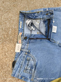 شلوار جین مردانه گس GUESS مدل Slim Fit رنگ آبی روشن اورجینال