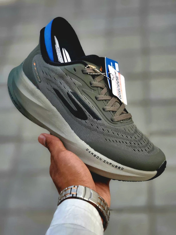 کتونی اسکیچرز هایپر برست کربن مسترکوالیتی /سایز 40 الی 45 /Skechers Hyper Burst Carbon/ قهوه ای