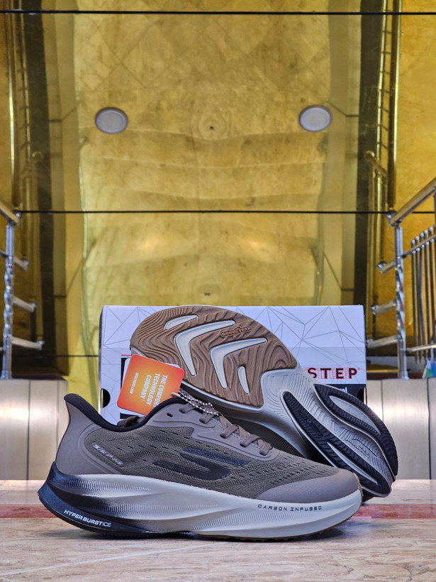 کتونی اسکیچرز هایپر برست کربن مسترکوالیتی /سایز 40 الی 45 /Skechers Hyper Burst Carbon/ قهوه ای
