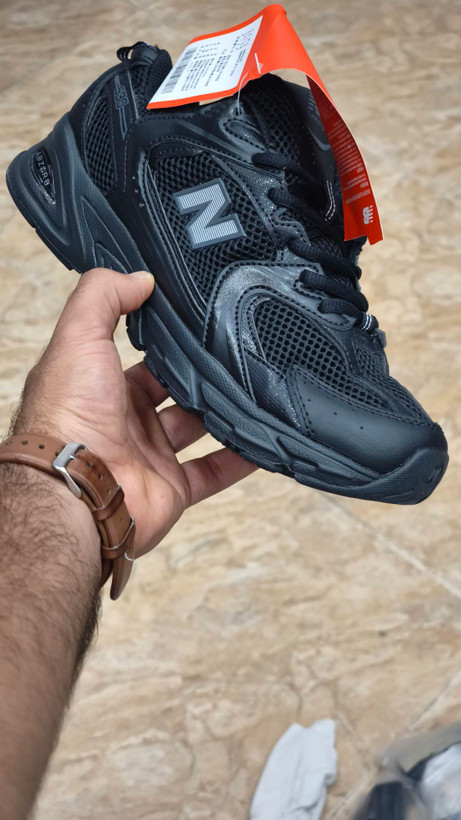 کتونی نیوبالانس 530 مسترکوالیتی /Newbalance 530/سایز 37 الی 45/فروش عمده و تک/ تمام مشکی
