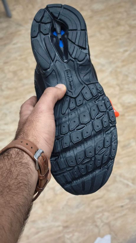 کتونی نیوبالانس 530 مسترکوالیتی /Newbalance 530/سایز 37 الی 45/فروش عمده و تک/ تمام مشکی
