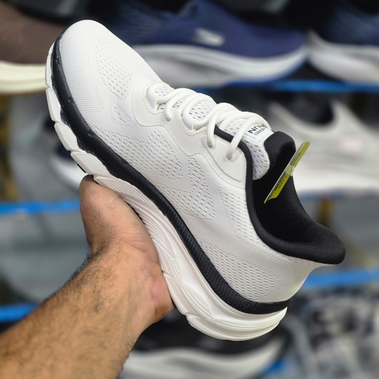 کتونی مردانه اسکیچرز مدل مکس ران مسترکوالیتی / سایز 40 الی 45 /Skechers Max Run/ سفید مشکی