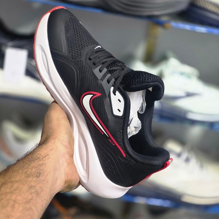 کتونی مسترکوالیتی نایک وینفلو 2 /سایز 40 الی 45/Nike Winflo V2 / مشکی سفید قرمز