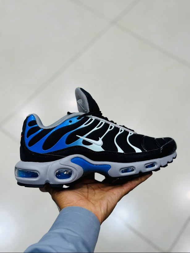 کتونی مسترکوالیتی نایک ایرمکس تی ان پلاس / سایز 40 الی 45 /Nike Air Max TN Plus / مشکی آبی زیره طوسی