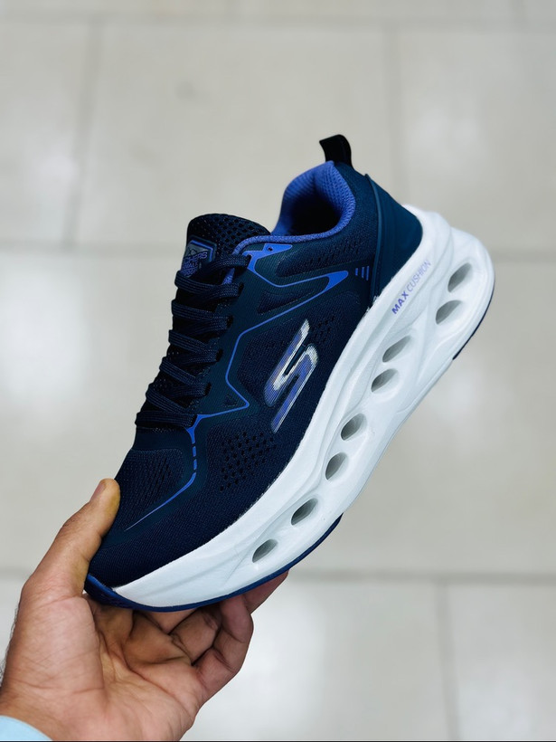 کتونی زنانه اسکیچرز مکس کوشن مسترکوالتی /سایز 37 تا 40/Skechers Max Cushioning/ سورمه ای