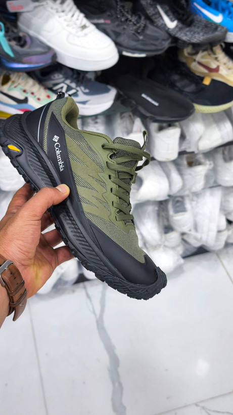 کتونی طبیعت گردی کلمبیا ضدآب/سایز 40 الی 45/Columbia GORE-TEX/ فروش عمده و تک