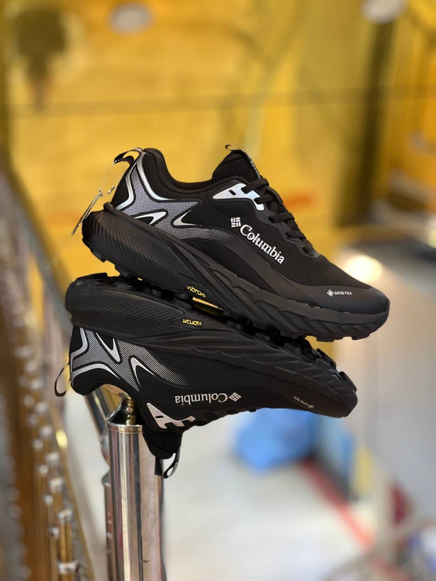 کتونی طبیعت گردی کلمبیا ضدآب مردانه/سایز 40 الی 45/Columbia GORE-TEX/ فروش عمده و تک