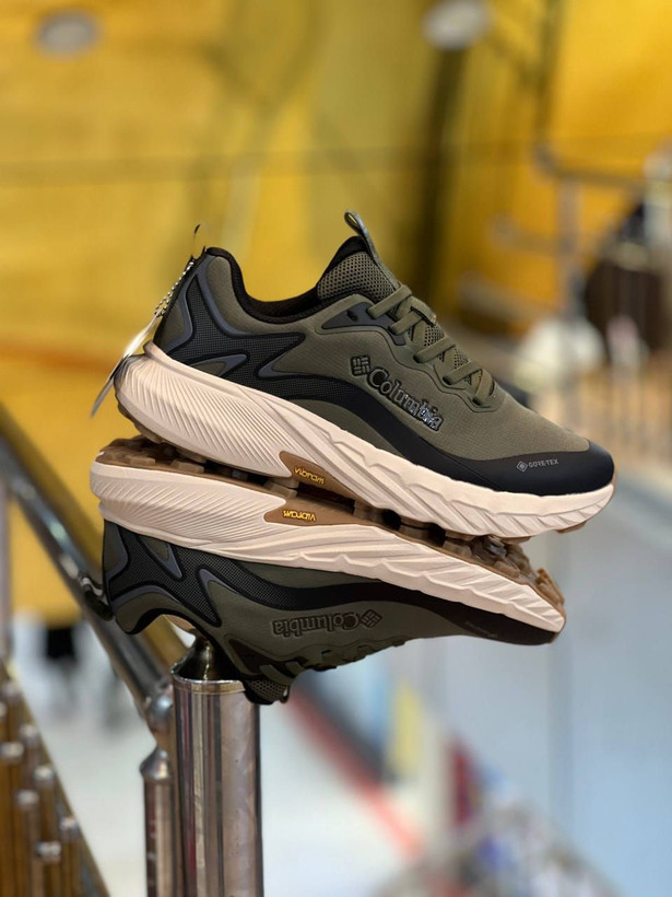 کتونی طبیعت گردی کلمبیا ضدآب مردانه/سایز 40 الی 45/Columbia GORE-TEX/ فروش عمده و تک