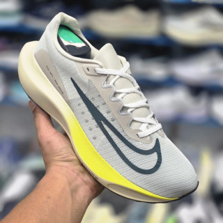 کتونی مسترکوالیتی نایک زوم فلای 5 /سایز 40 الی 45/Nike Zoom Fly 5 / فروش عمده و تک