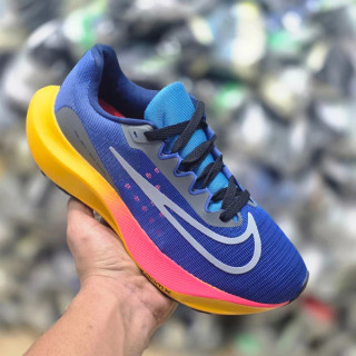 کتونی مسترکوالیتی نایک زوم فلای 5 /سایز 40 الی 45/Nike Zoom Fly 5 / فروش عمده و تک