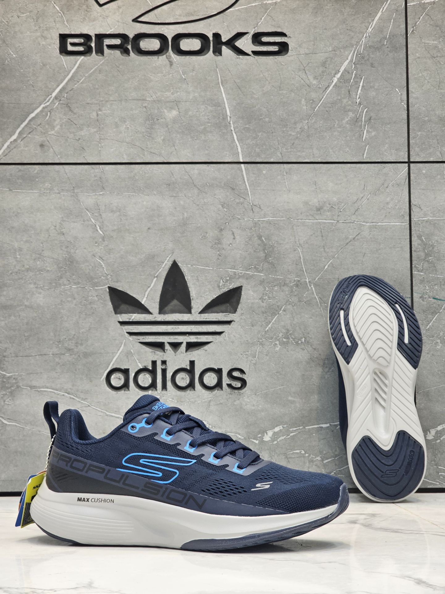کتونی اسکیچرز مکس کوشن پروپالشن مسترکوالیتی /سایز 40 الی 45/Skechers Max Cushioning Propulsion/ فروش عمده و تک