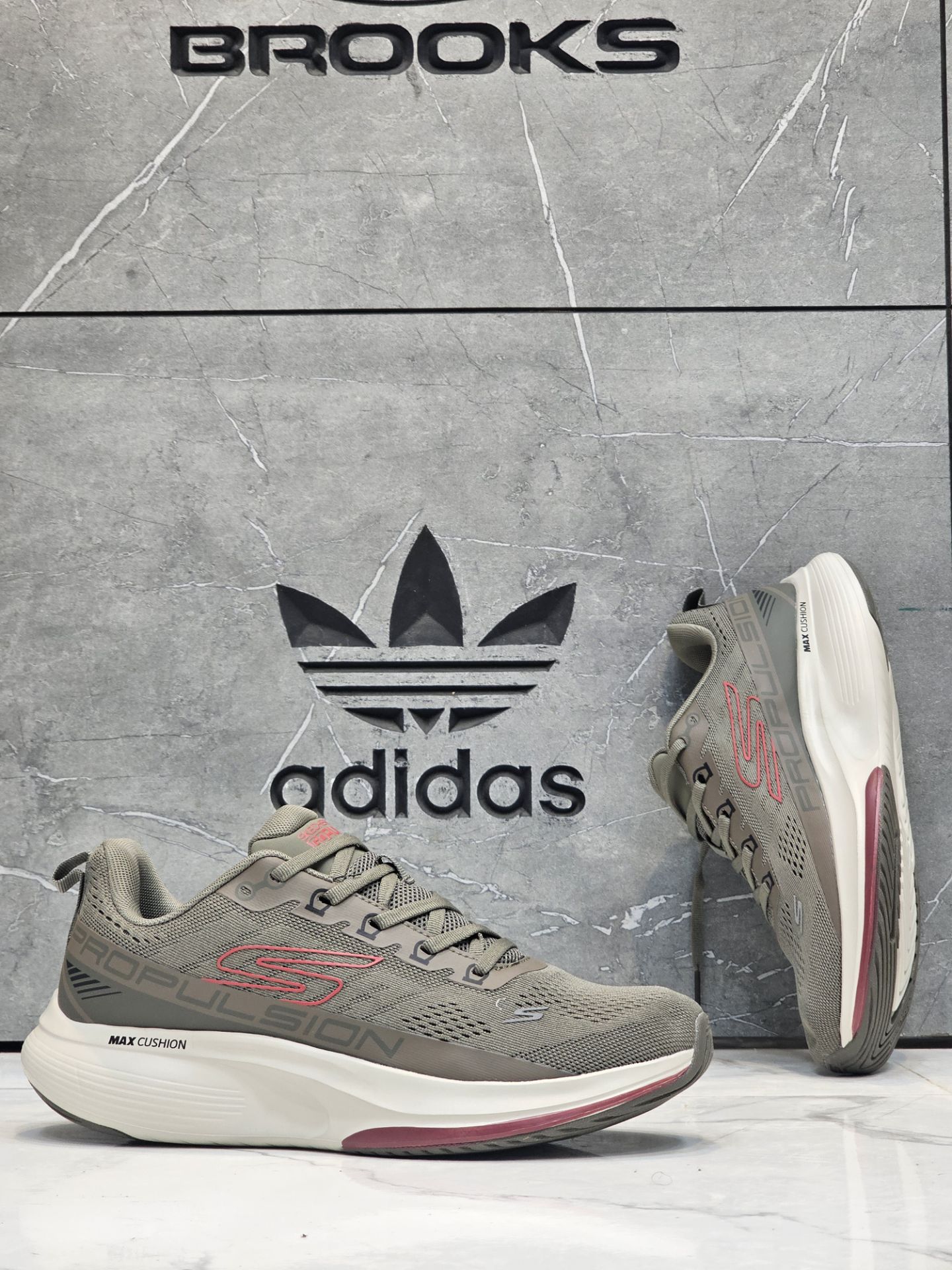 کتونی اسکیچرز مکس کوشن پروپالشن مسترکوالیتی /سایز 40 الی 45/Skechers Max Cushioning Propulsion/ فروش عمده و تک