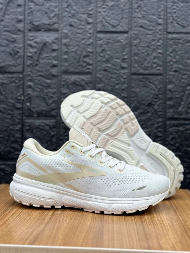 کتونی بروکس گاست 15 مسترکوالیتی/Brooks Ghost 15/ سایز 36 الی 45/ فروش عمده و تک