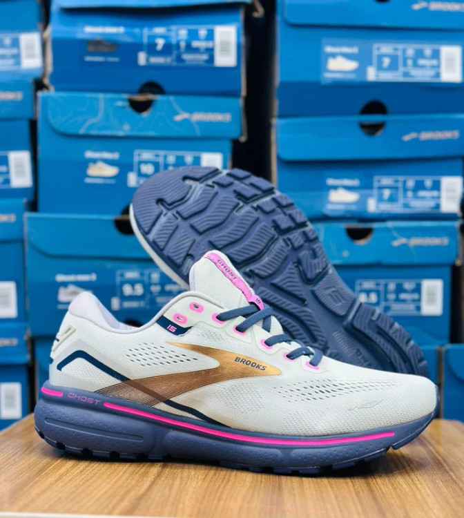 کتونی بروکس گاست 15 مسترکوالیتی/Brooks Ghost 15/ سایز 36 الی 45/ فروش عمده و تک