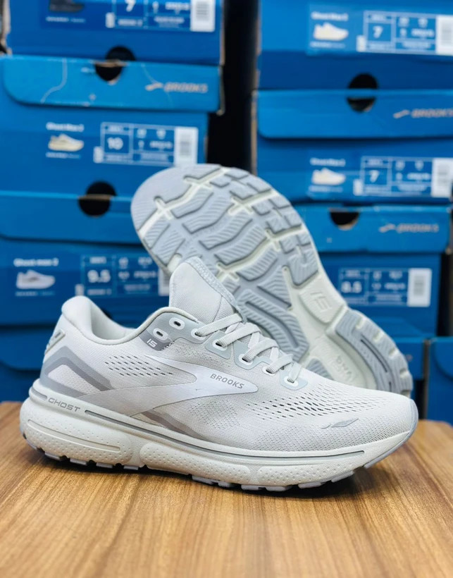 کتونی بروکس گاست 15 مسترکوالیتی/Brooks Ghost 15/ سایز 36 الی 45/ فروش عمده و تک