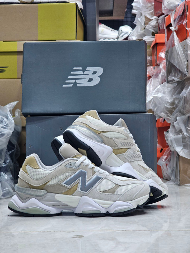 کتونی نیوبالانس 9060 مسترکوالیتی /Newbalance 9060/سایز40 الی 45/ فروش عمده و تک