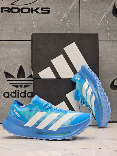 کتونی آدیداس ترکس مسترکوالیتی /سایز 40 الی 45/Adidas Terrex/ فروش عمده و تک