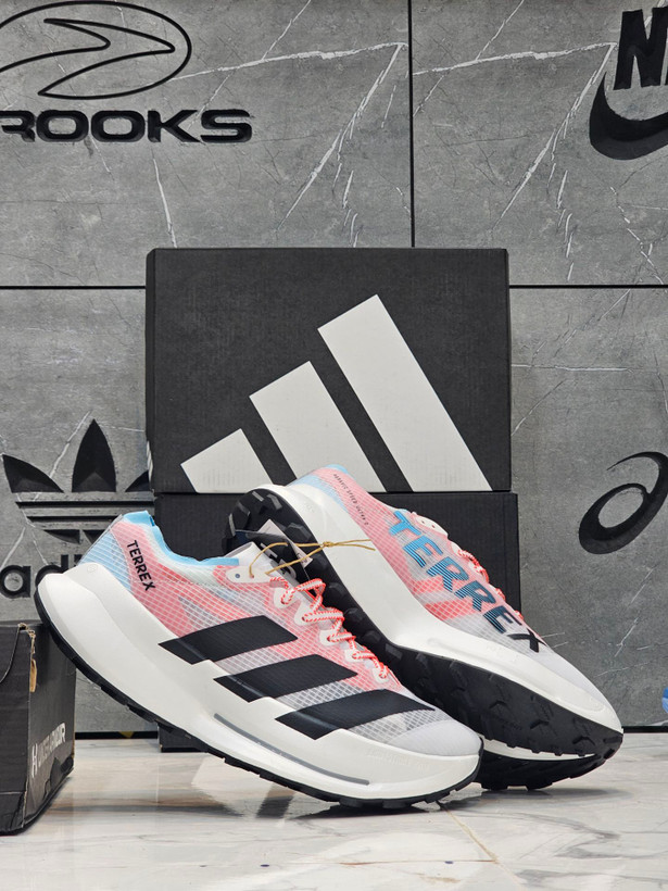 کتونی آدیداس ترکس مسترکوالیتی /سایز 40 الی 45/Adidas Terrex/ فروش عمده و تک
